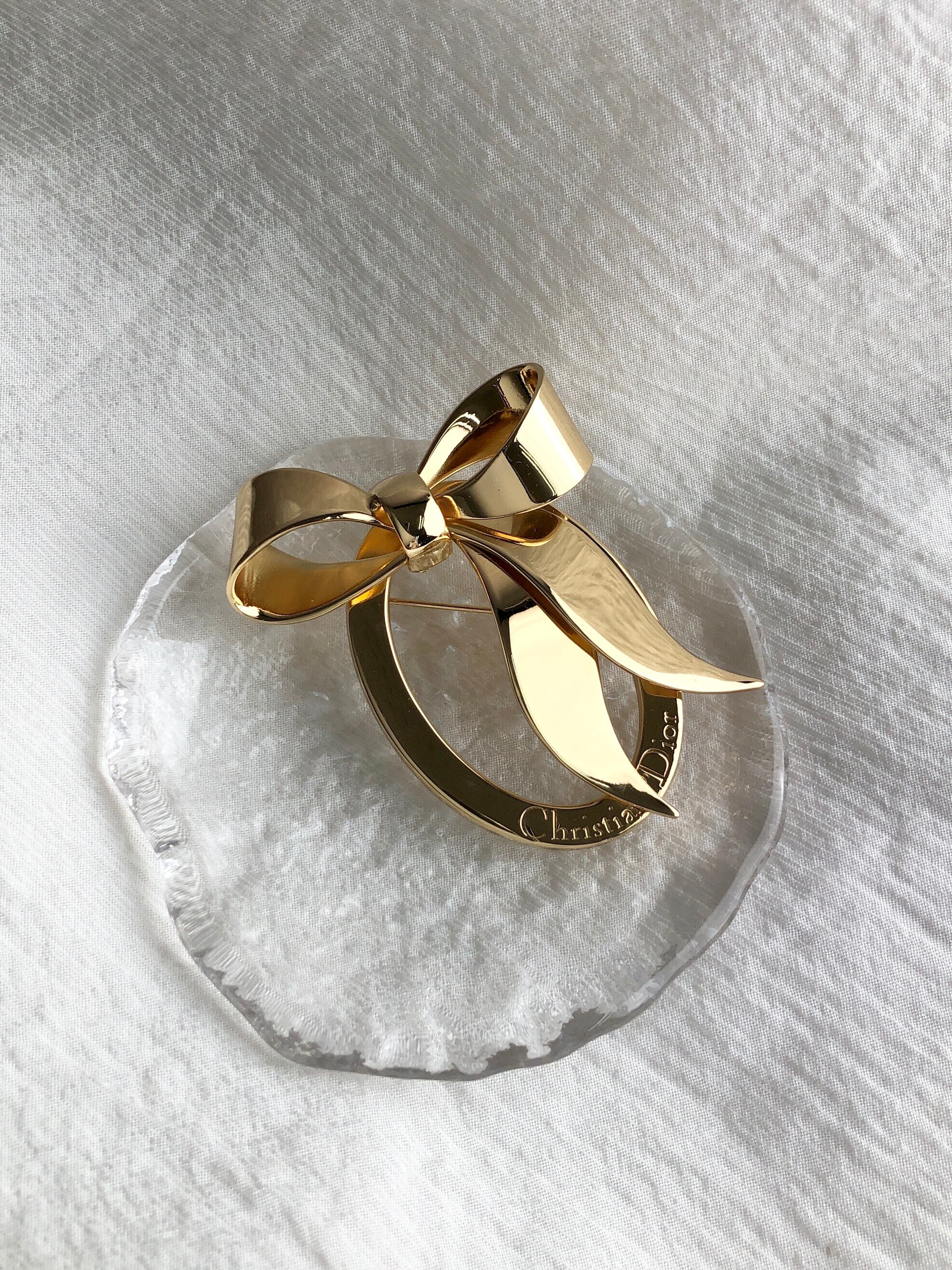 Christian Dior クリスチャン ディオール ブローチ ゴールド リボン 