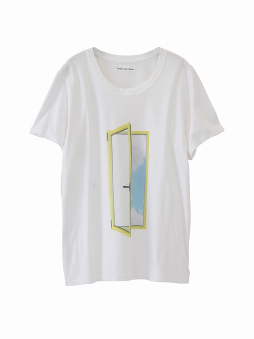 Graphic T-shirt  / Door Print / S15TS01