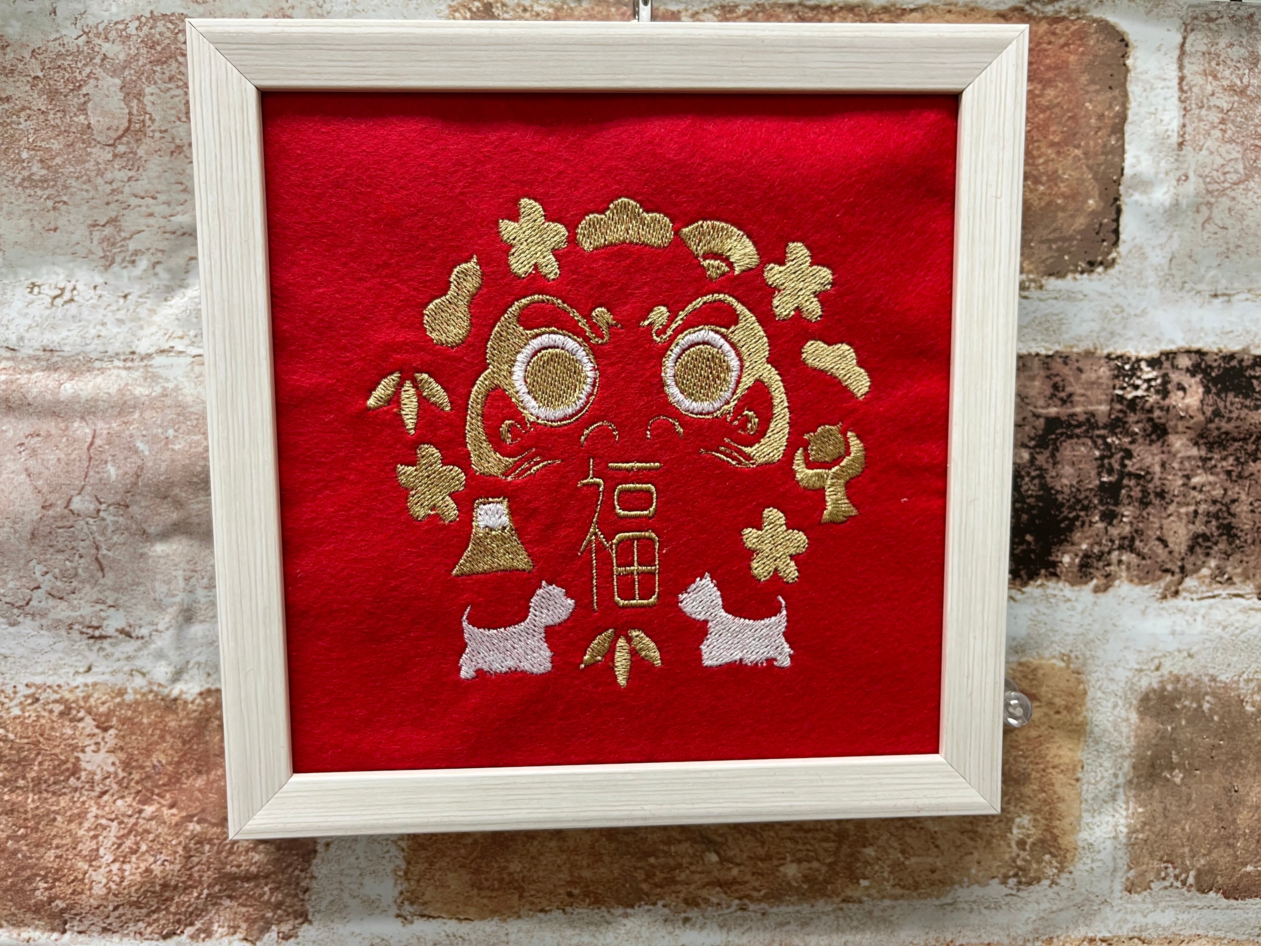 ハンドメイド　ミニ刺繍フレーム　風鈴とハチワレ茶トラ インテリア・生活道具 ハンドメイド ミニ刺繍フレーム 風鈴とハチワレ
