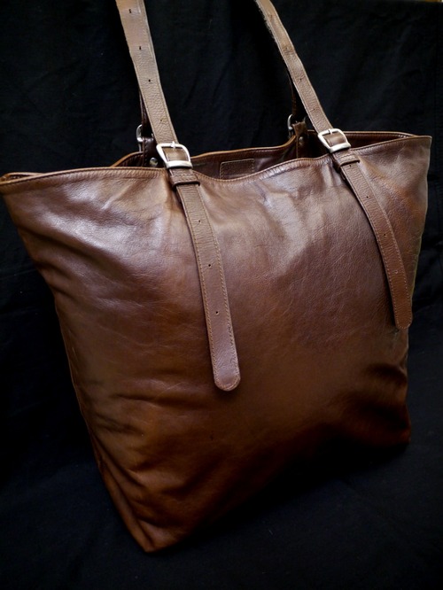 レア◆MartinMargiela⑪マルタンマルジェラ⑪ ヴィンテージレザー 大容量 トート バッグ 茶◆ アジ出しレザーの希少な大容量トートモデル♪
