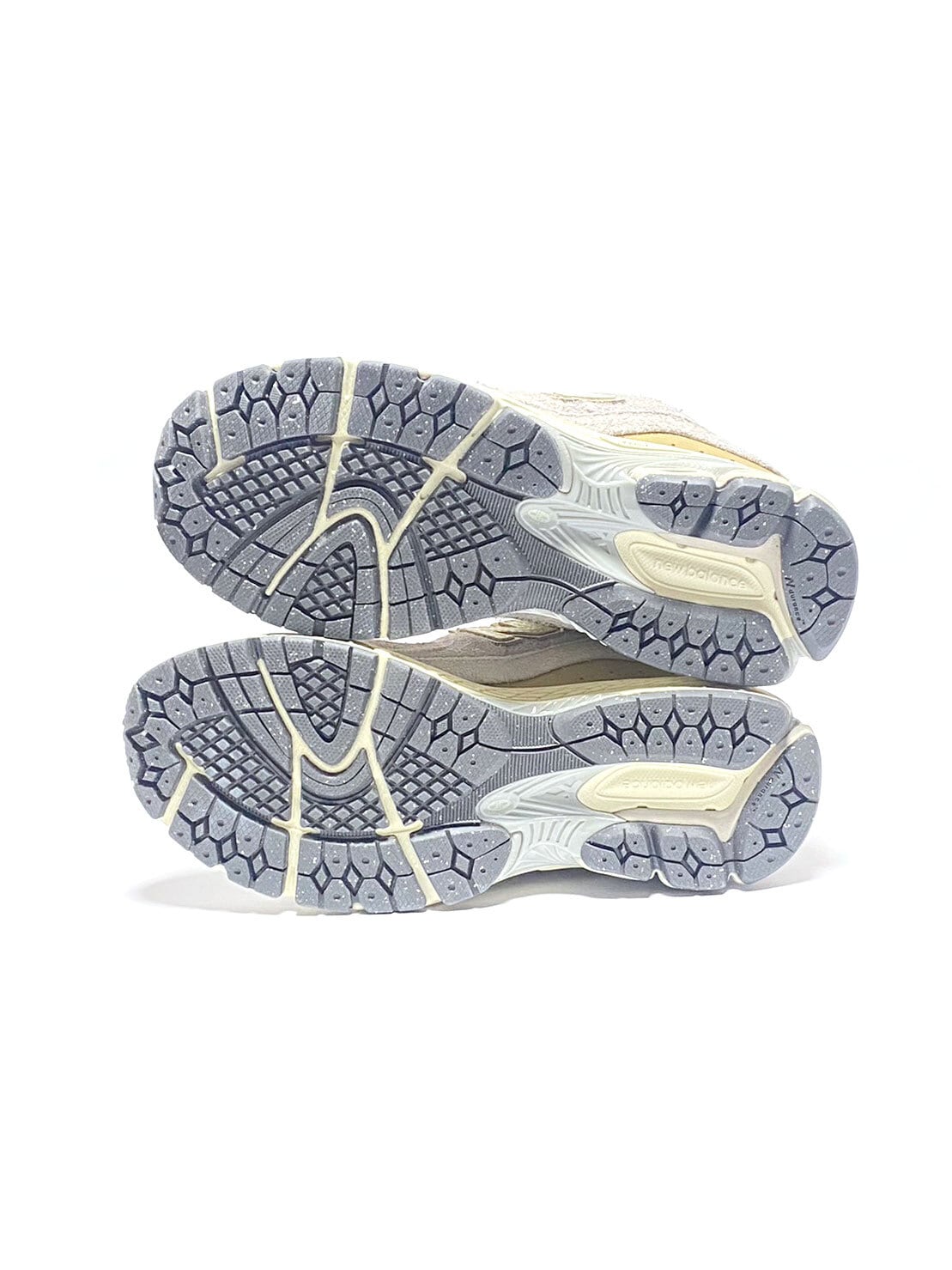 New Balance M2002RSA 