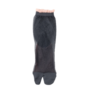 TRICOTÉ / sheer lame tabi socks TR21SO013