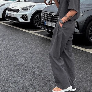 ルーズシンプルモダンパンツ（別売りでセットアップのシャツあり）　0601