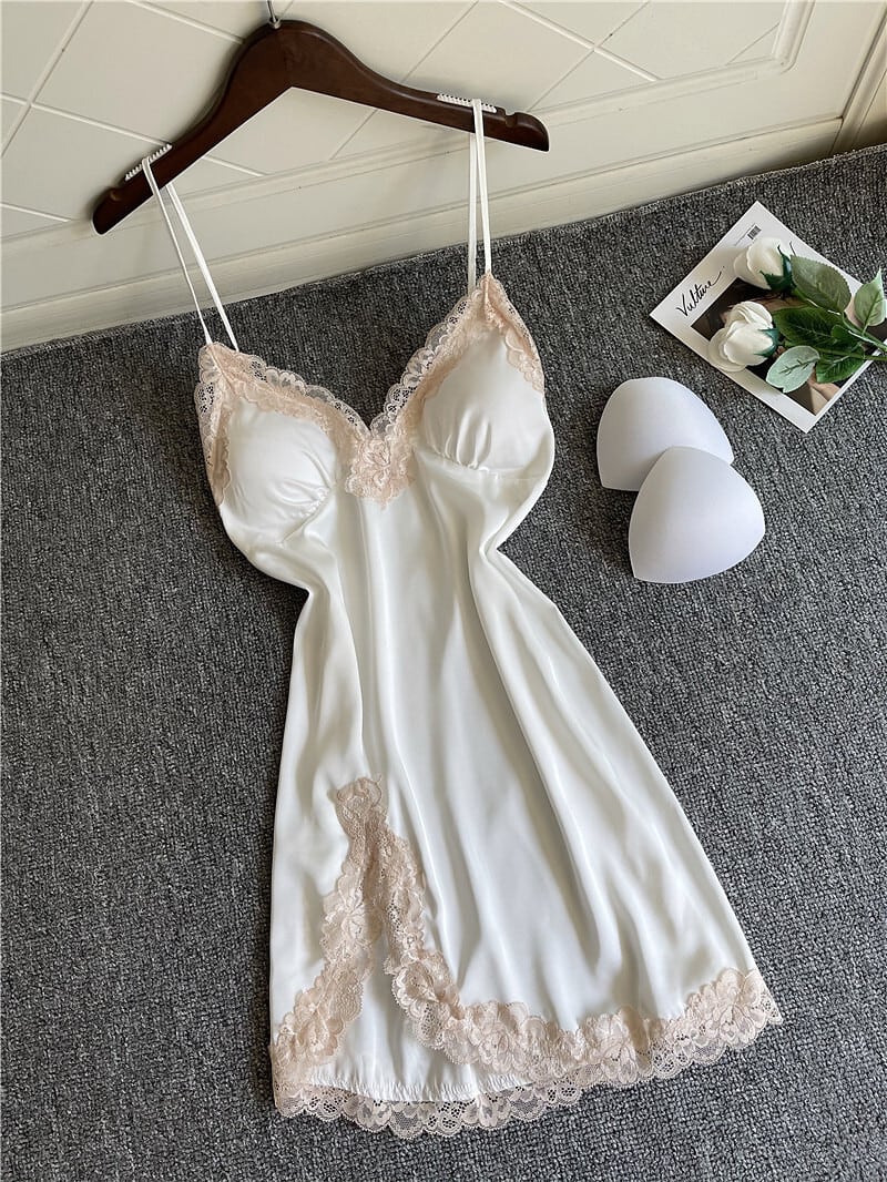 ピアリマーマのネグリジェ アイスシルクパジャマ女性夏セクシーサイドスリットスリング
