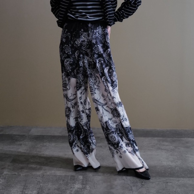 ★プリントワイドパンツ(ブラック×ホワイト)