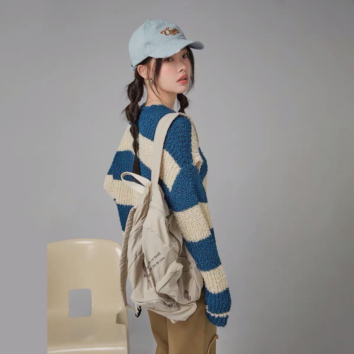 【オシャレ☆Theory】青　茶　ベージュ　ボーダー　セーター　サイズ2 ニット トップス レディース 長袖 マルチボーダー セーター ブラック