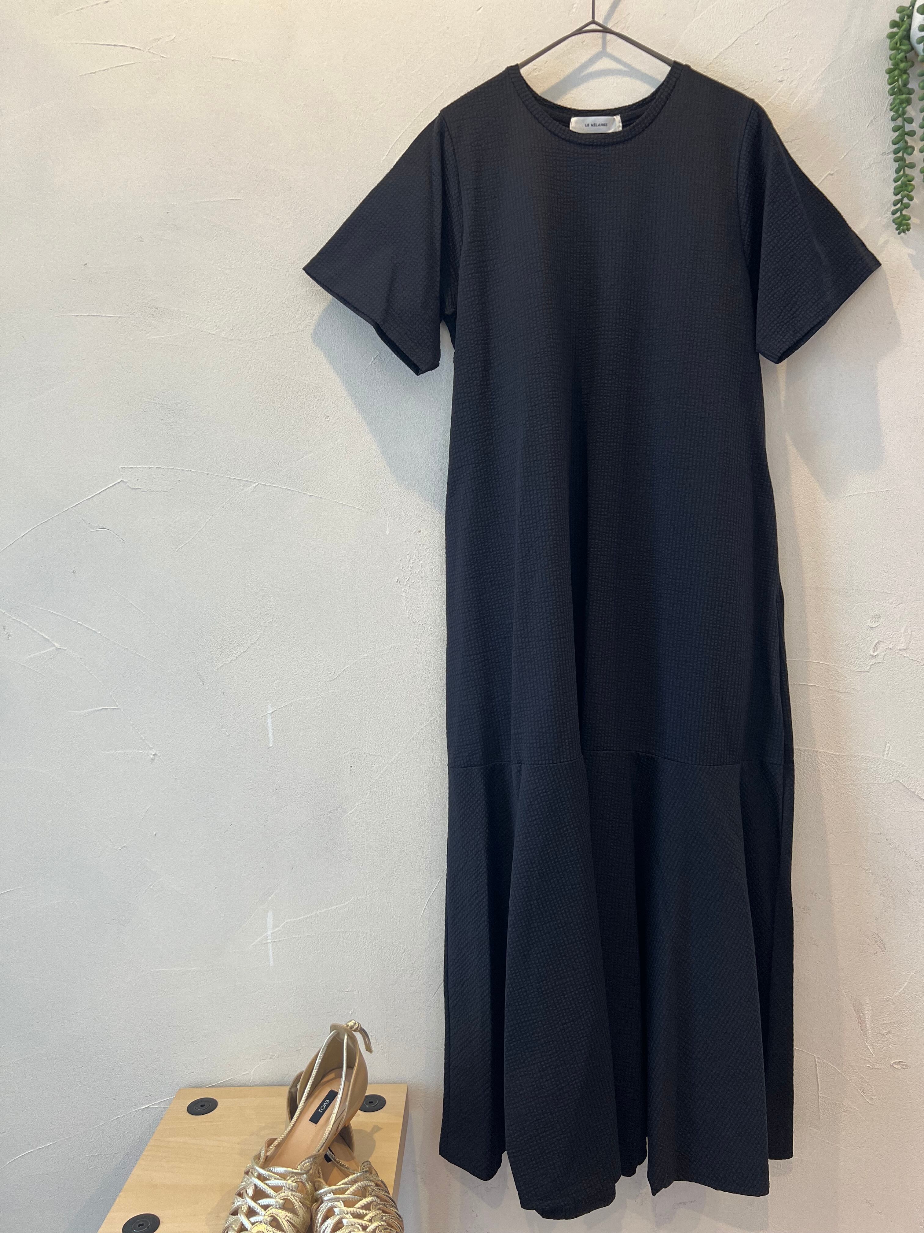 【LEMELANGE】サッカー素材半袖セミフレアーワンピース