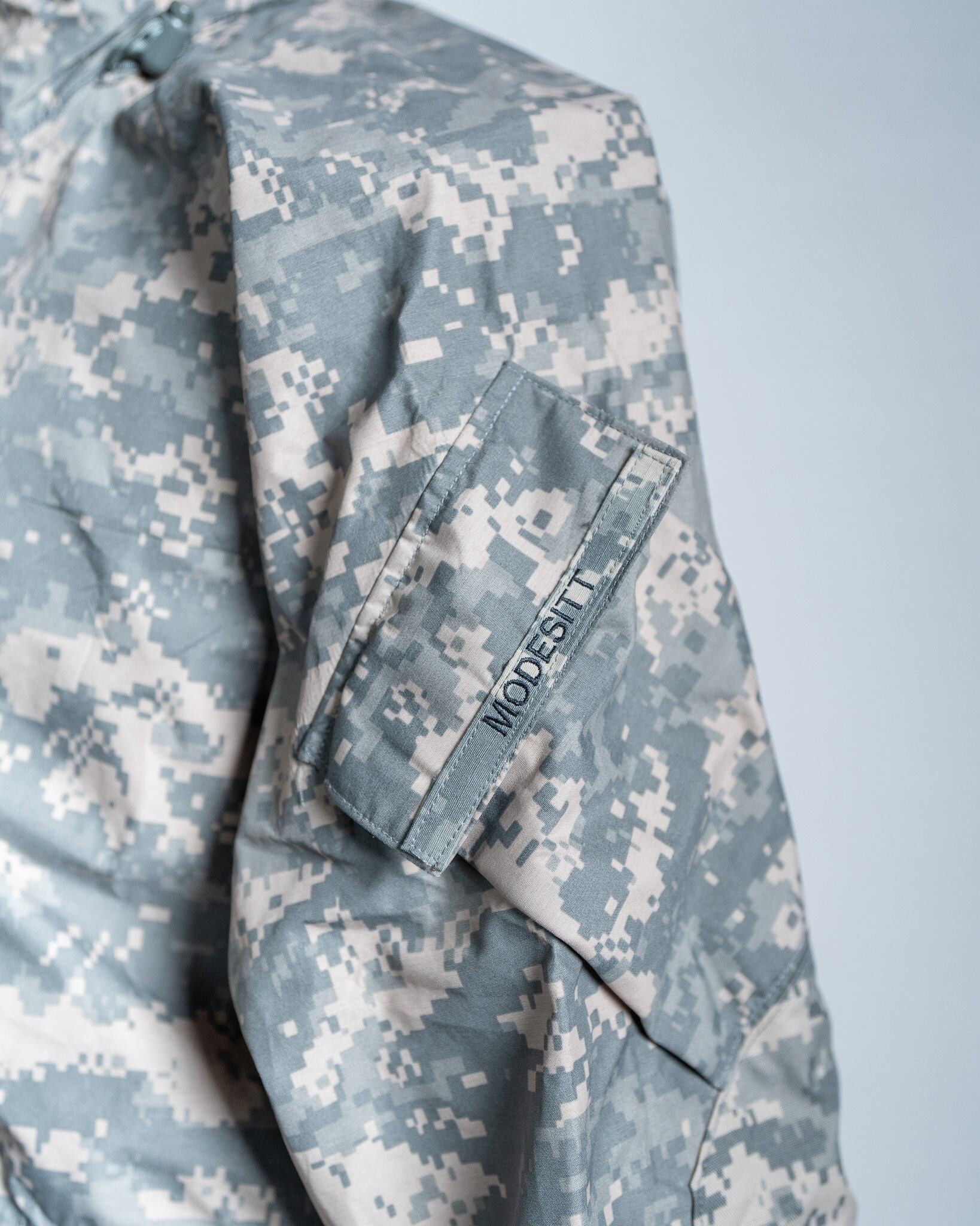 新品米軍UCP/ACU/ECWCSゴアテックスパーカーMR 【公式通販】