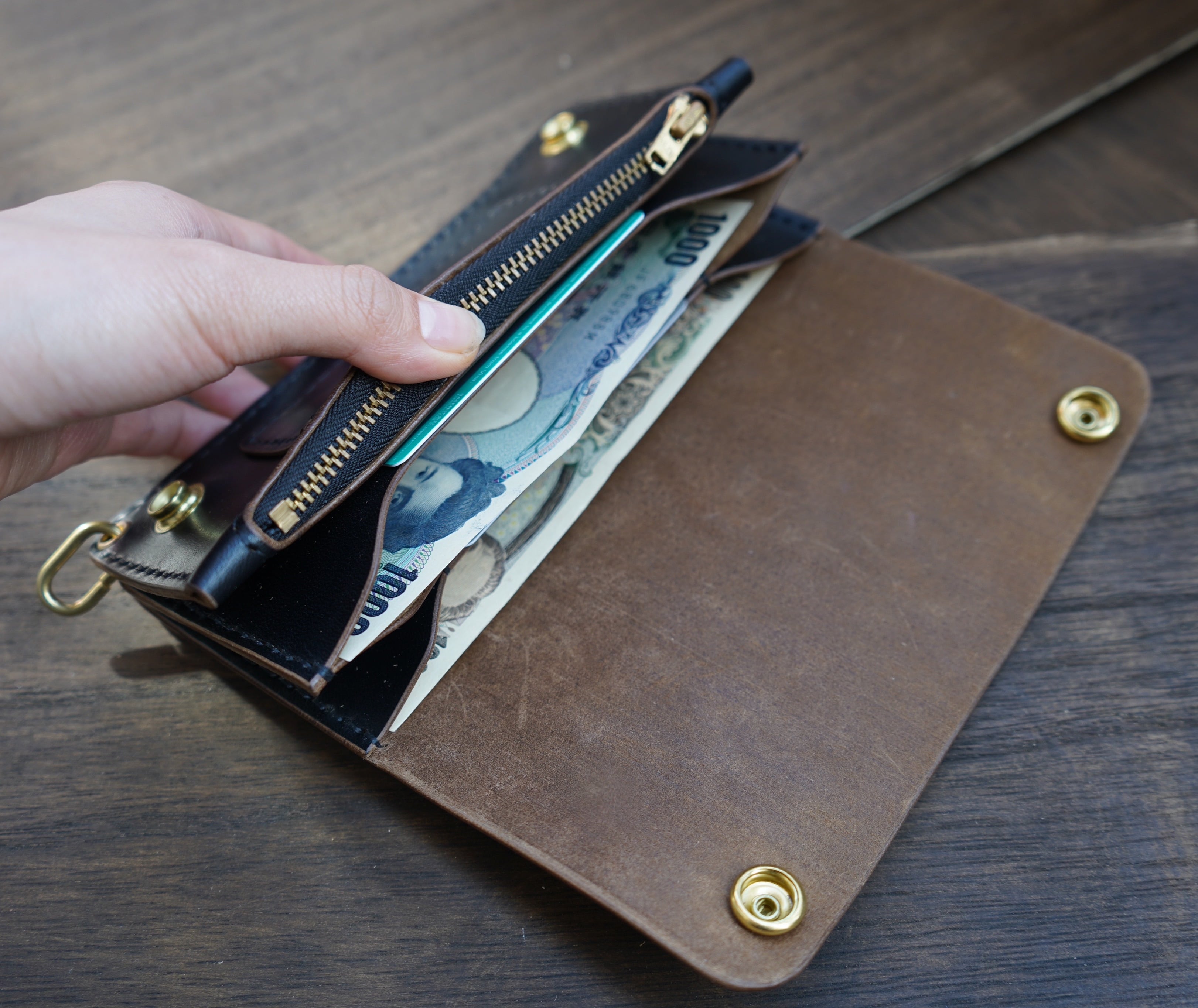 【PON!】トラッカーウォレット TW-05 フルコードバン 真鍮 PON!】トラッカーウォレット TW-05 フルコードバン 真鍮 PON