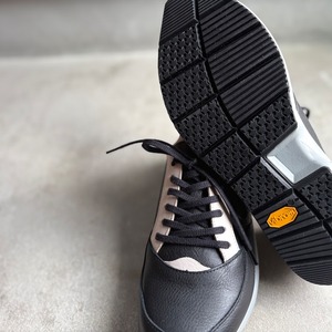 men's HAND MADE leatherスニーカー　Vibram sole　Black