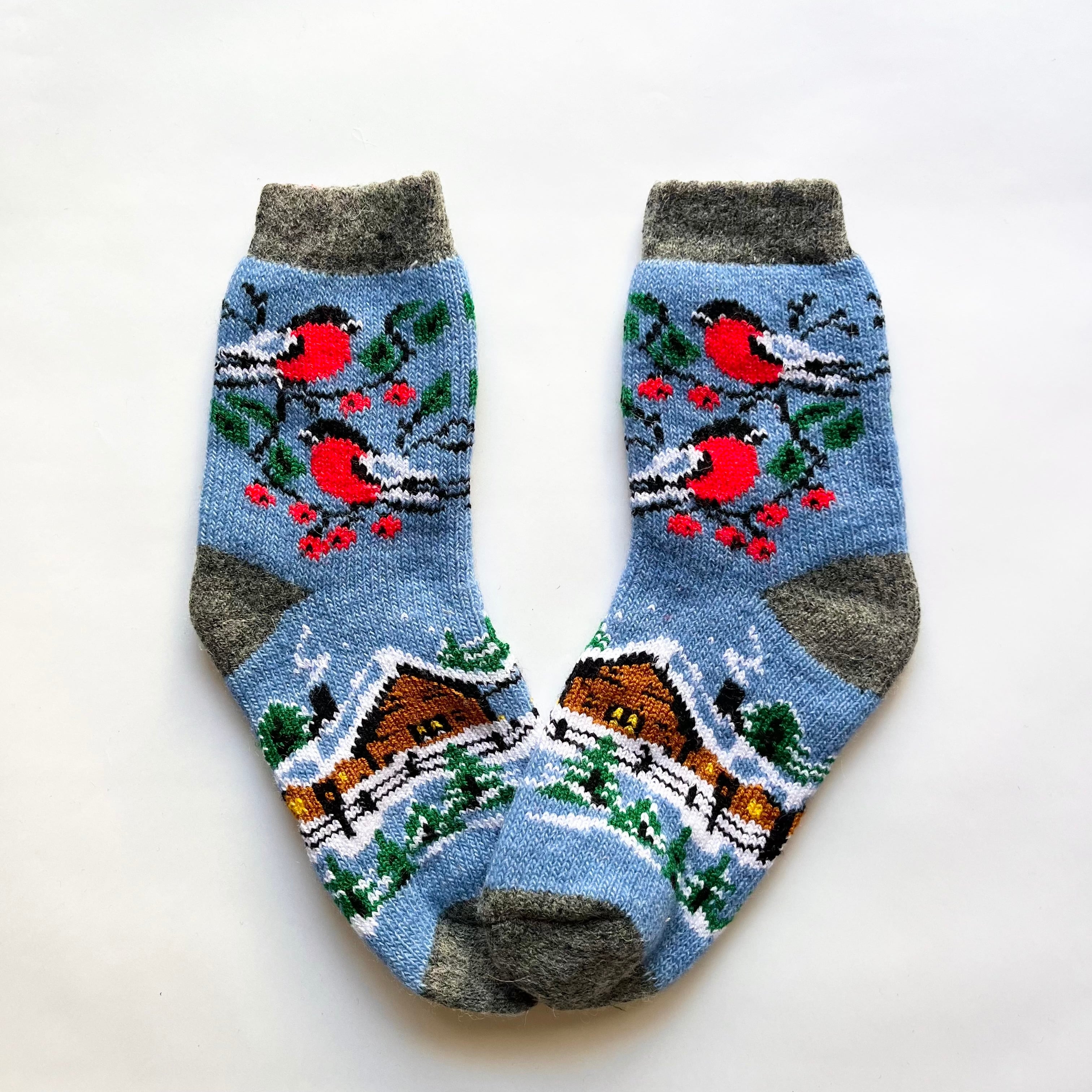 ウクライナ支援/ウールソックス(鳥と村の風景柄)