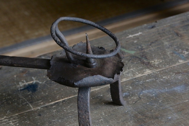 古鉄の手燭