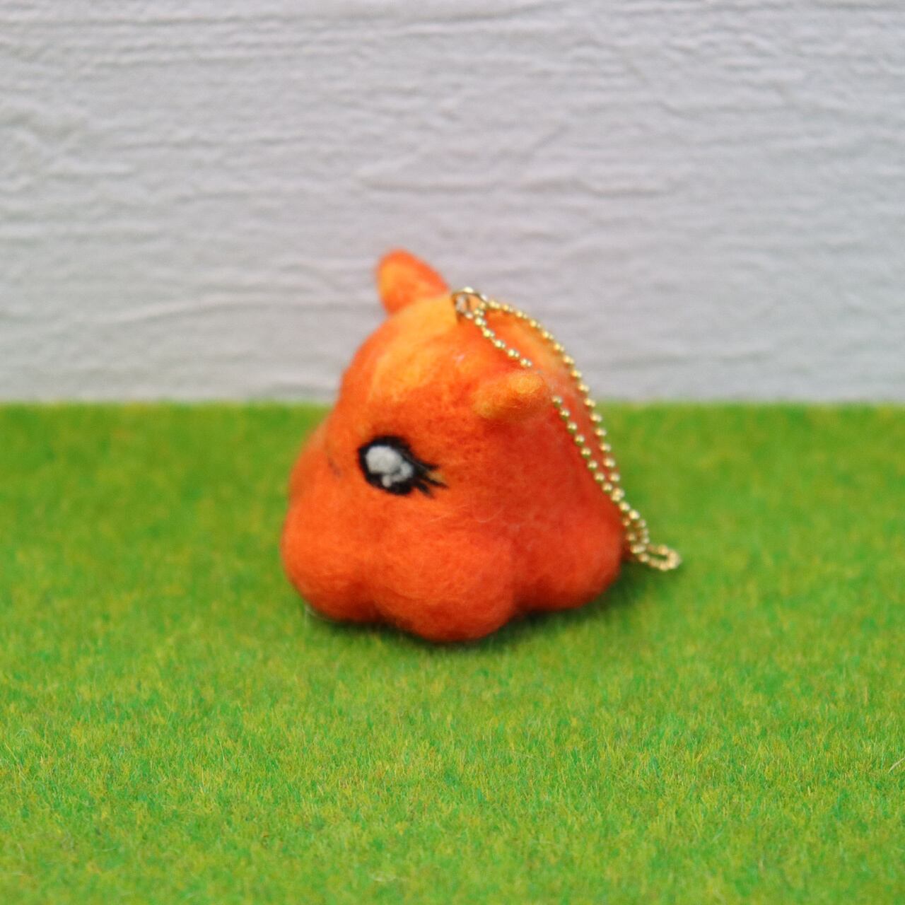 羊毛フェルト めんだこのめんこちゃん 二種類 オレンジ・水色 | トイロ