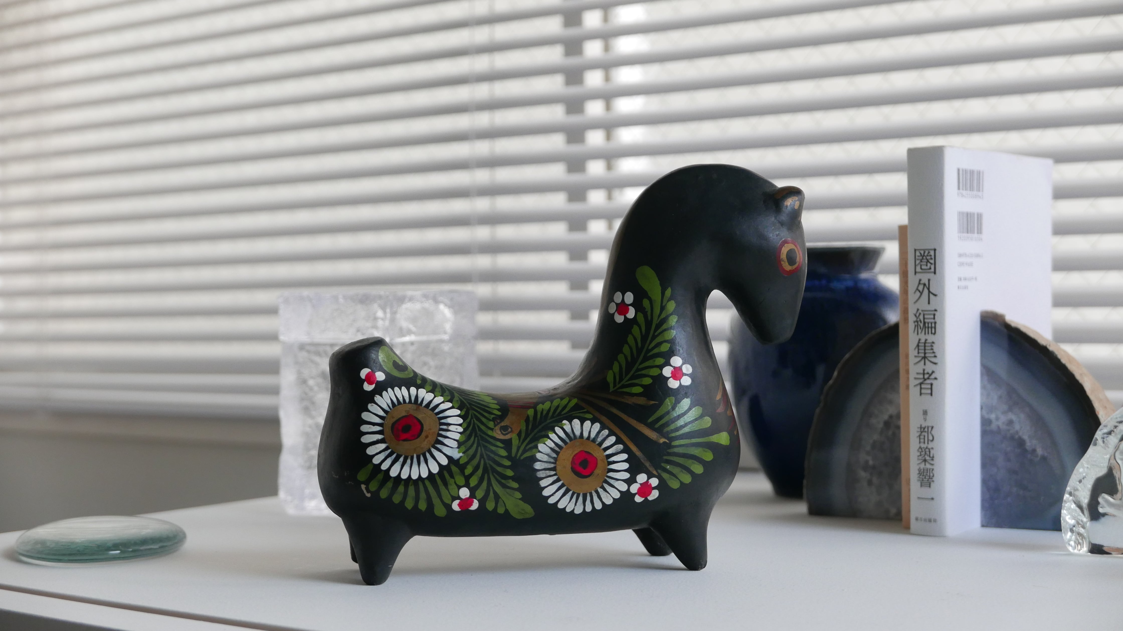 old mexican pottery horse object