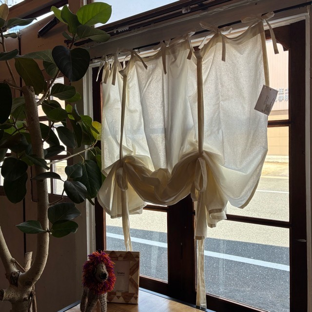 TOPANGA Homefurnishing India Cotton Sheeting Ribbon curtain　インド　コットンシーチングリボンカーテン　110×200cm　ホワイト　白　綿　ナチュラル　レースカーテン　ドレープカーテン　中厚　キッチン　カフェカーテン　バルーンカーテン　カーテンポール　暖簾