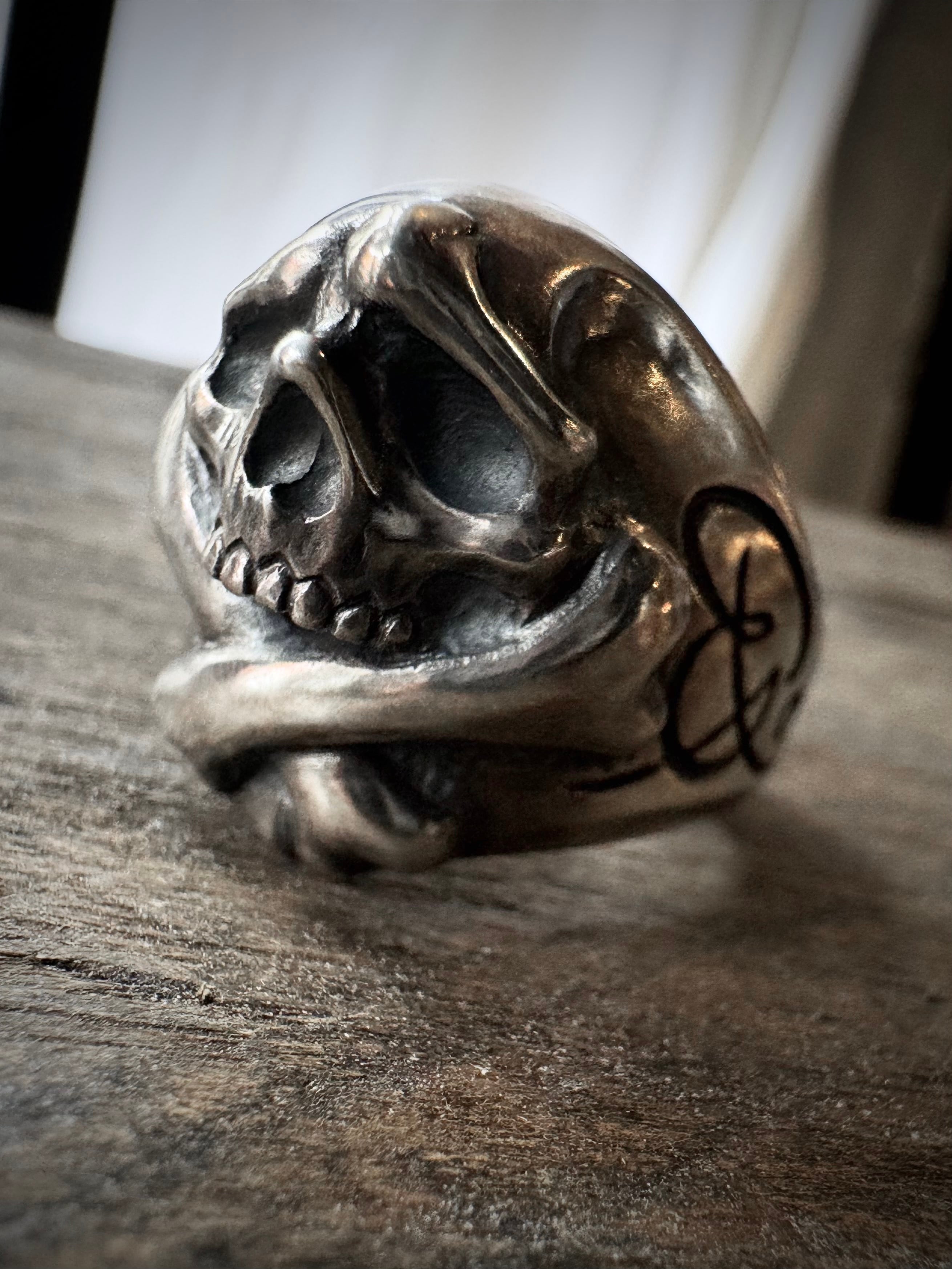 Rat Race】Cry Baby Cross Bone Skull Ring クライベイビークロス