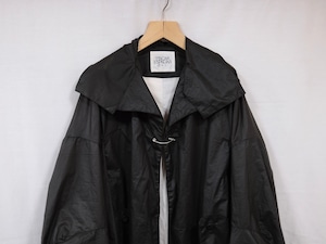 Tiscar Espadas” the pleat coat “