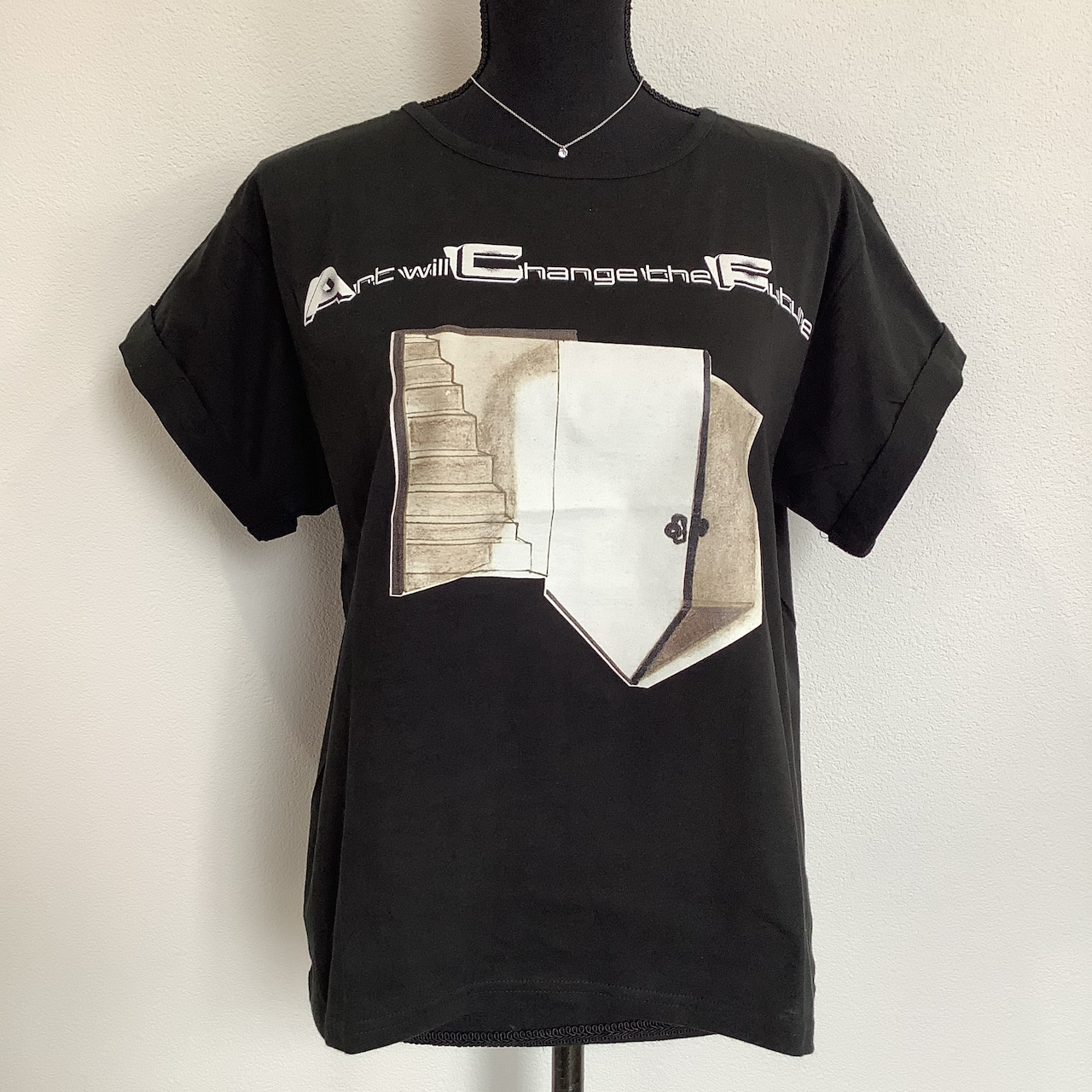 Stairs ( 階段 ) ロールアップ Tシャツ ディープブラック