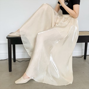 【送料無料】 ガウチョパンツ 4色 パンツ ボトムス ガウチョ ロング アンクル丈 マキシ Aライン 光沢感 ハイウエスト 薄手生地 裏地 かわいい 大人可愛い 大人女子 綺麗 シンプル カジュアル 上品 おしゃれ お洒落 こなれ感 ラフ コンサバ 着痩せ レディライク ガーリー系 無地 夏 20代 30代 40代 レディース 女性用 ママ服 お出かけ 女子会 休日 お茶会 授業参観 アウトドア 着回し 普段使い 韓国 オルチャン ファッション 体型カバー 定番 デイリーユース オーバーシルエット