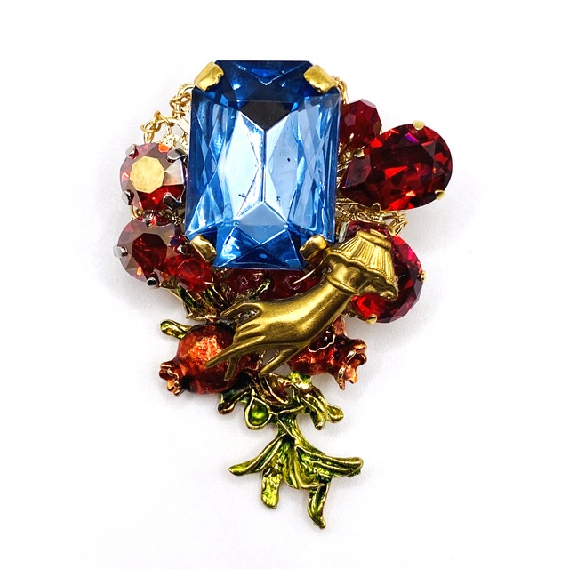 指先に残る赤い果実