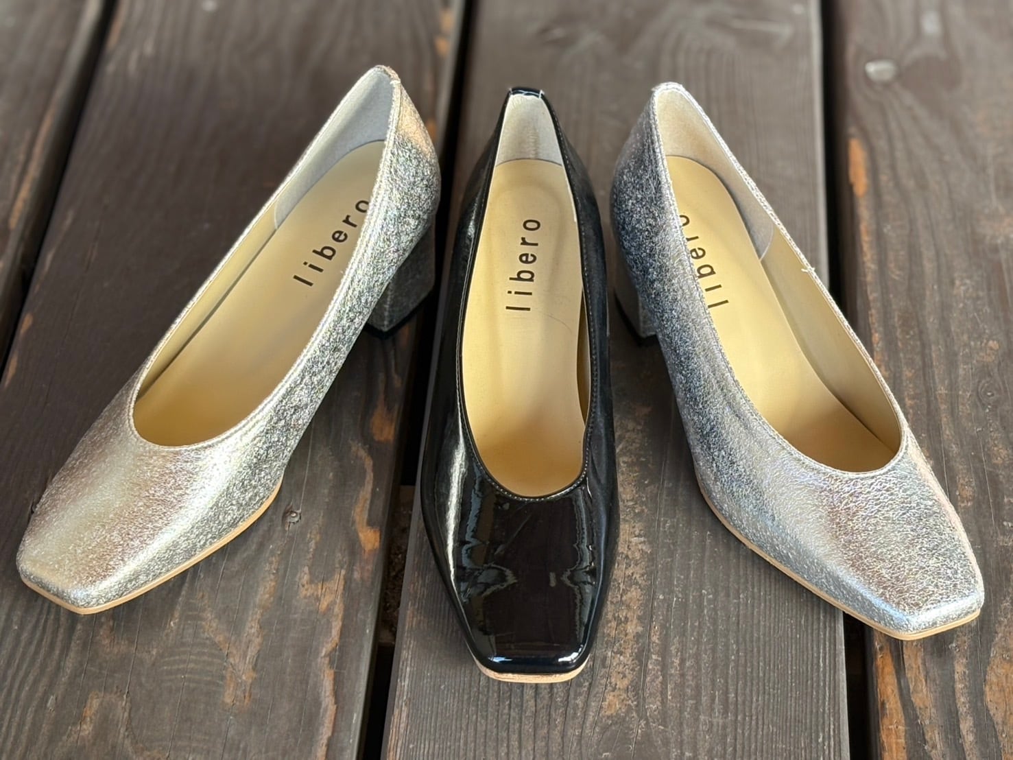 《 ご予約受付3/9(月)まで/3月上旬~中旬入荷 》【 libero 】スクウェアトゥパンプス