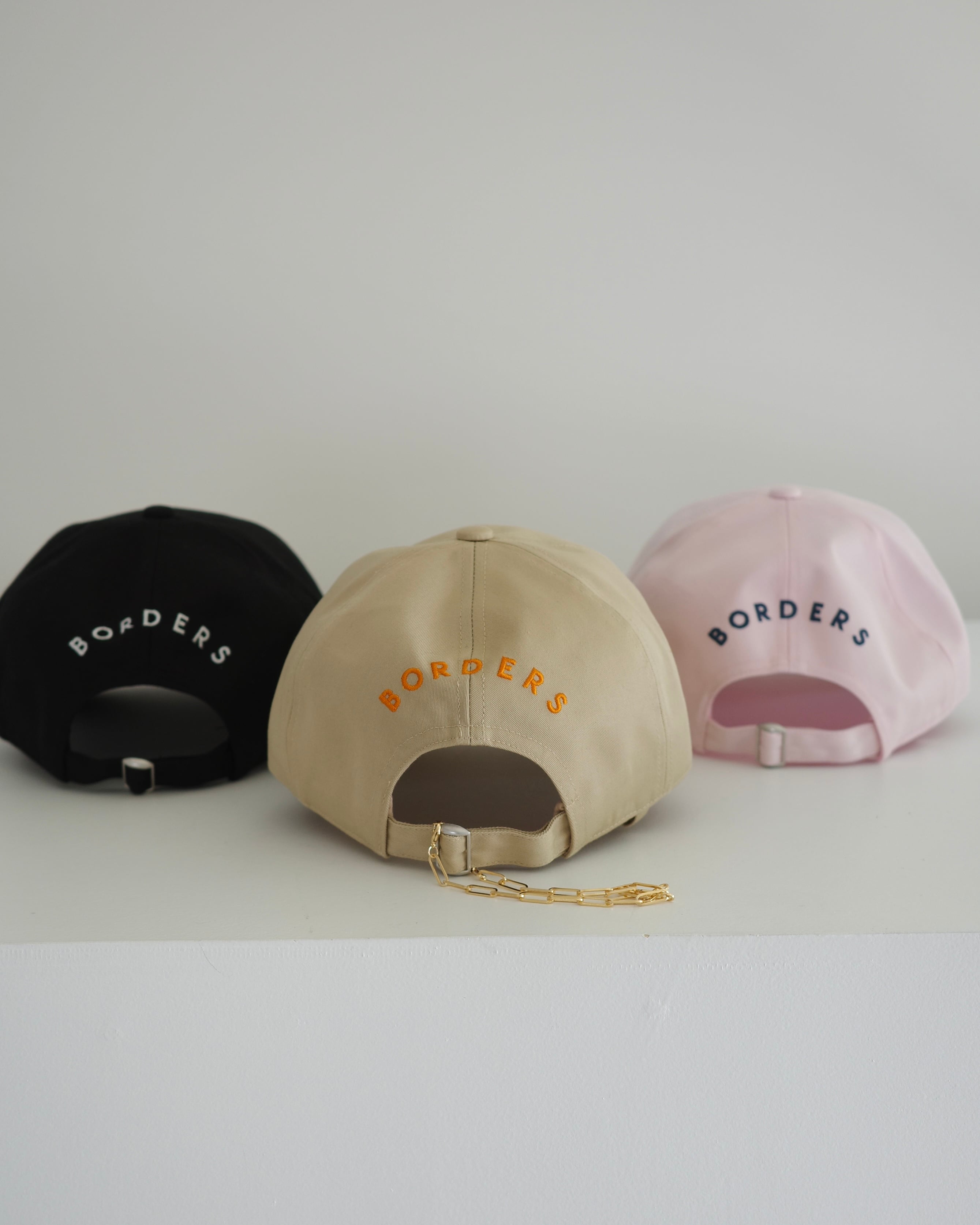 borders at balcony / BORDER CHAIN CAP | LA VILLA ROUGE