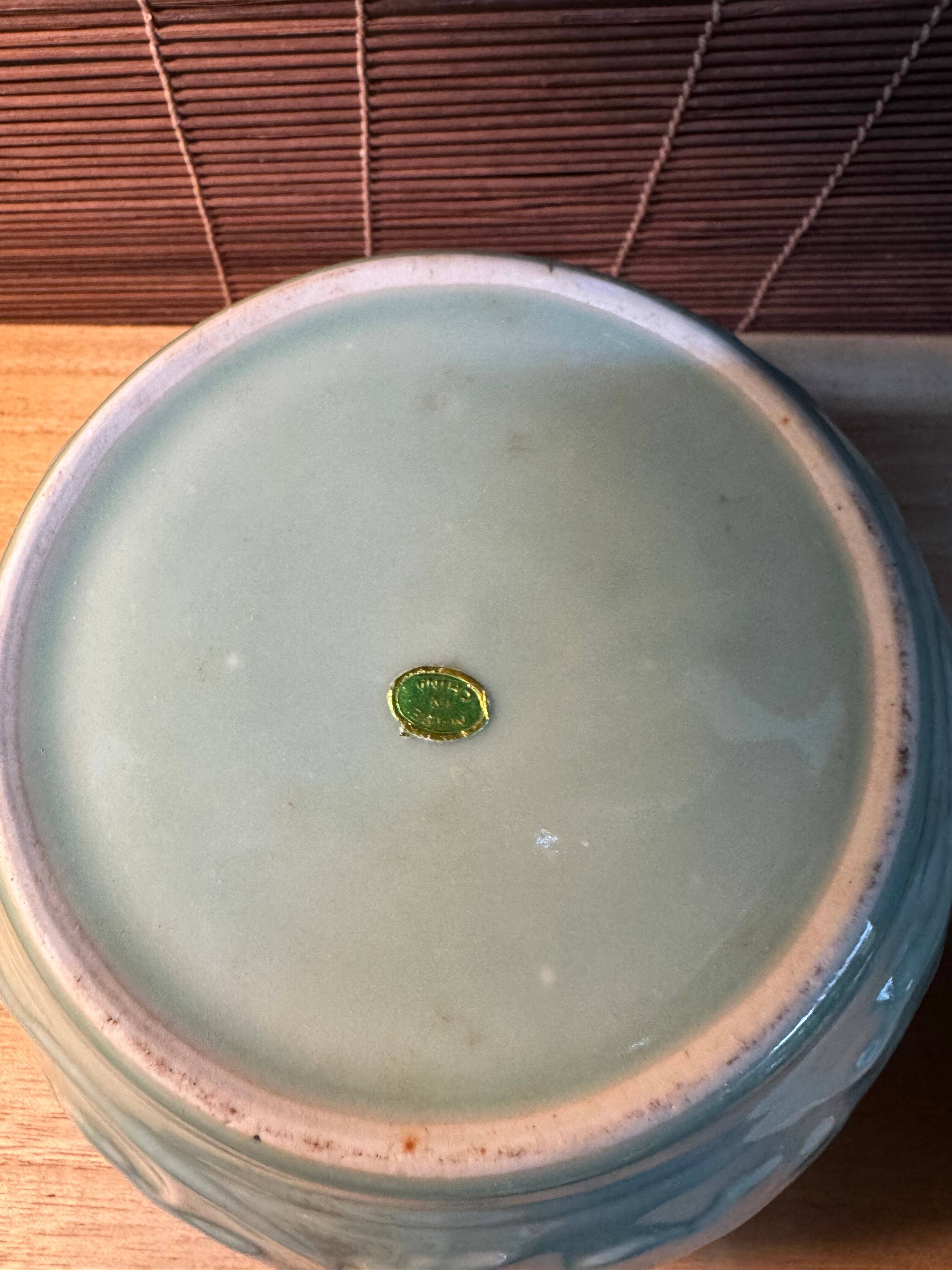 蓋付青磁壺 | 鎌倉梶原陶苑