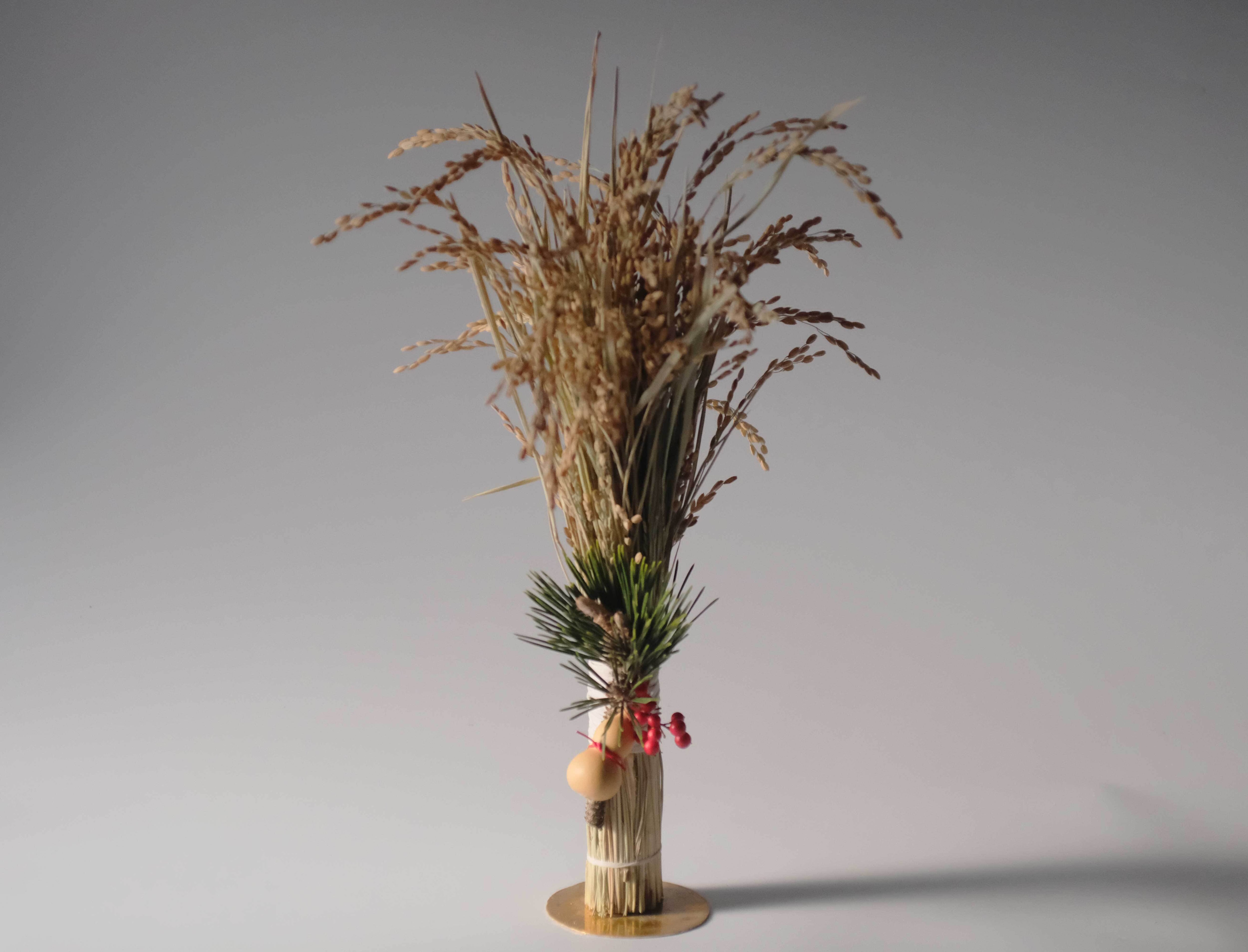 はいいろオオカミ＋花屋西別府商店