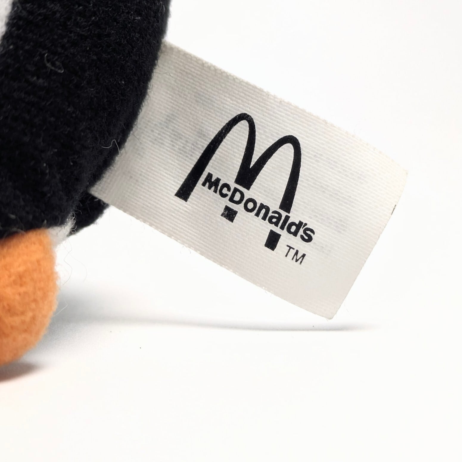 ☆ VINTAGE2000 ☆【 McDonald's × Furby ( ファービー )】 マクドナルドミールトイ / 2000年製 / ボールチェーン ぬいぐるみ キーホルダー 〚アメリカン雑貨 アメトイ〛