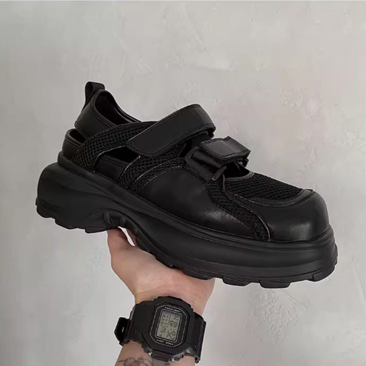 ベルクロメッシュサンダル厚底スポーツサンダル　0615