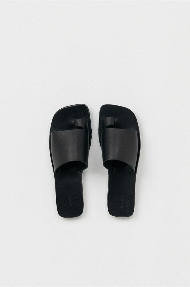 Hender Scheme” house made ///arjah black” | Lapel online store