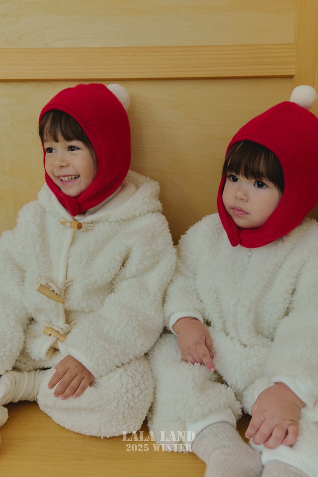 【予約】Bear Hood Ddeok Coat