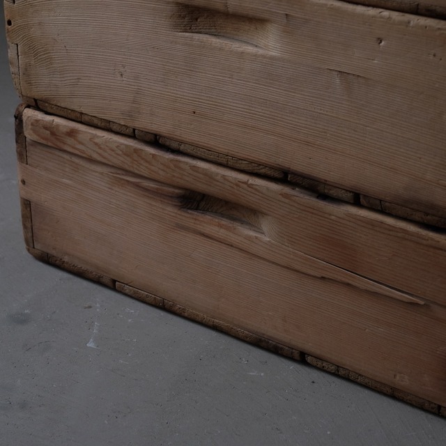 Wooden box