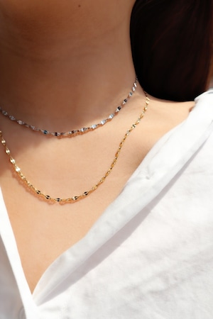 ペタルネックレス