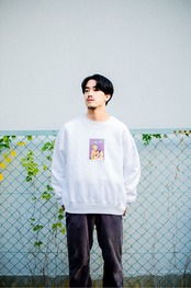 4.5TATAMI Big Silhouette Sweat white