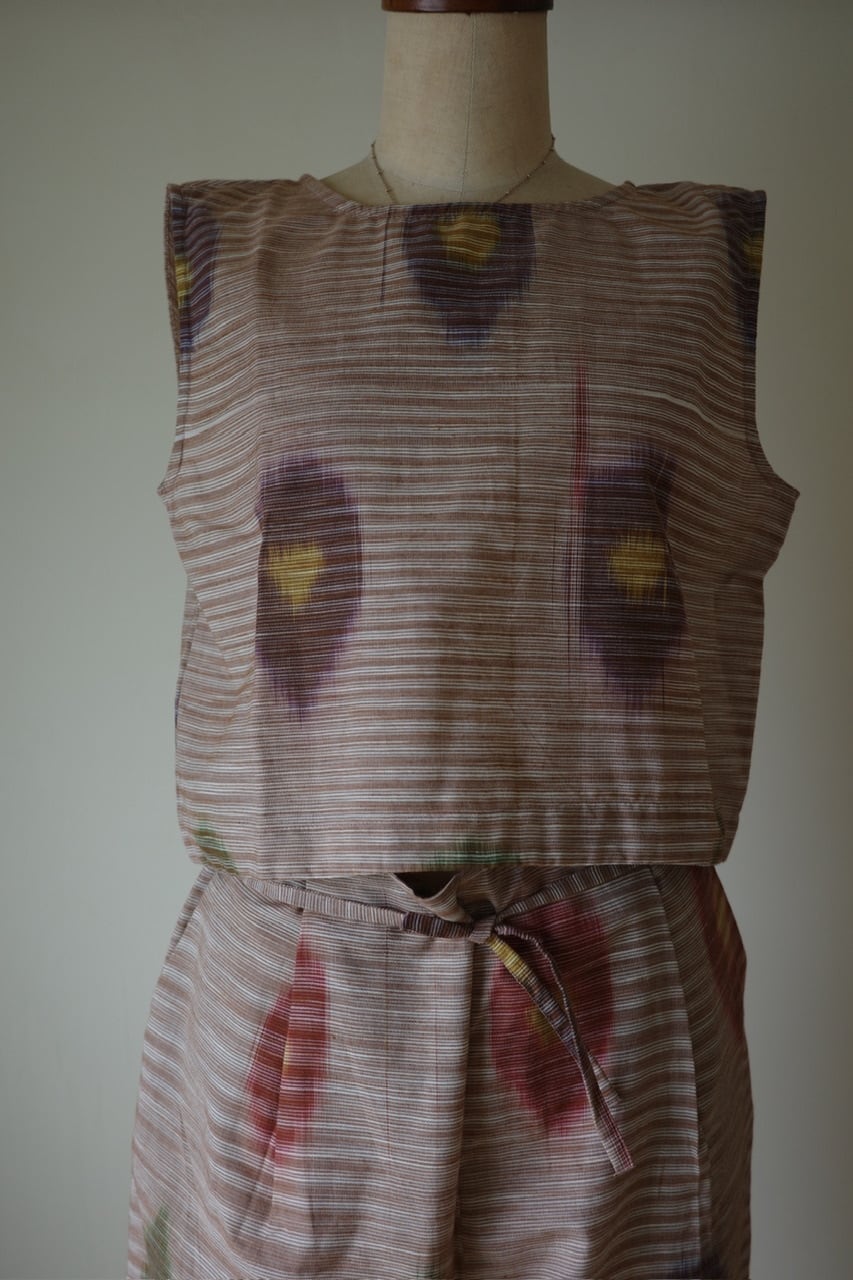 SOMO Sleeveless Tops & Tuck Pants Set-up