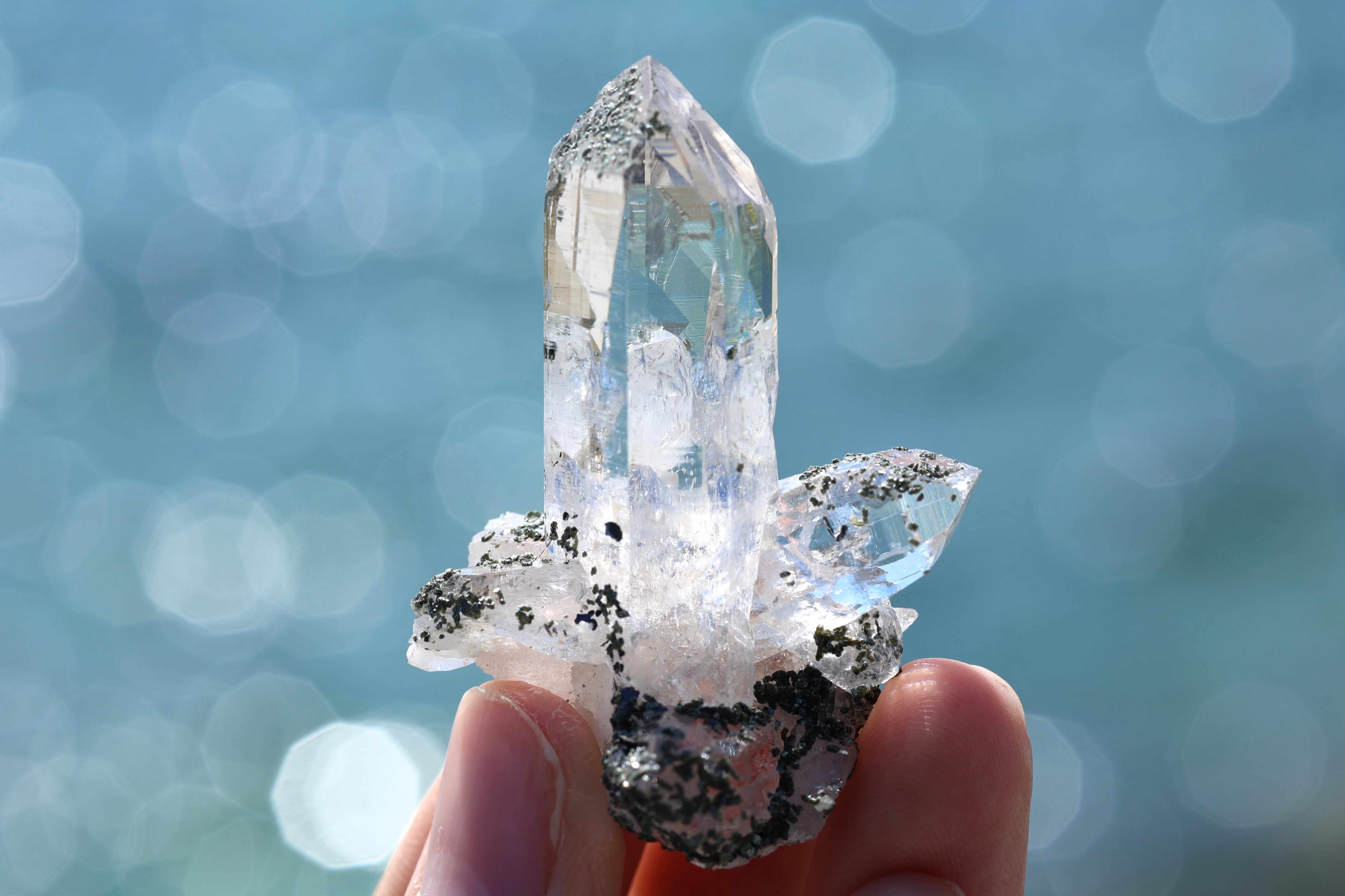 ヒマラヤ水晶 ガネーシュヒマール産 | 石垣島の夜光貝アクセサリーと