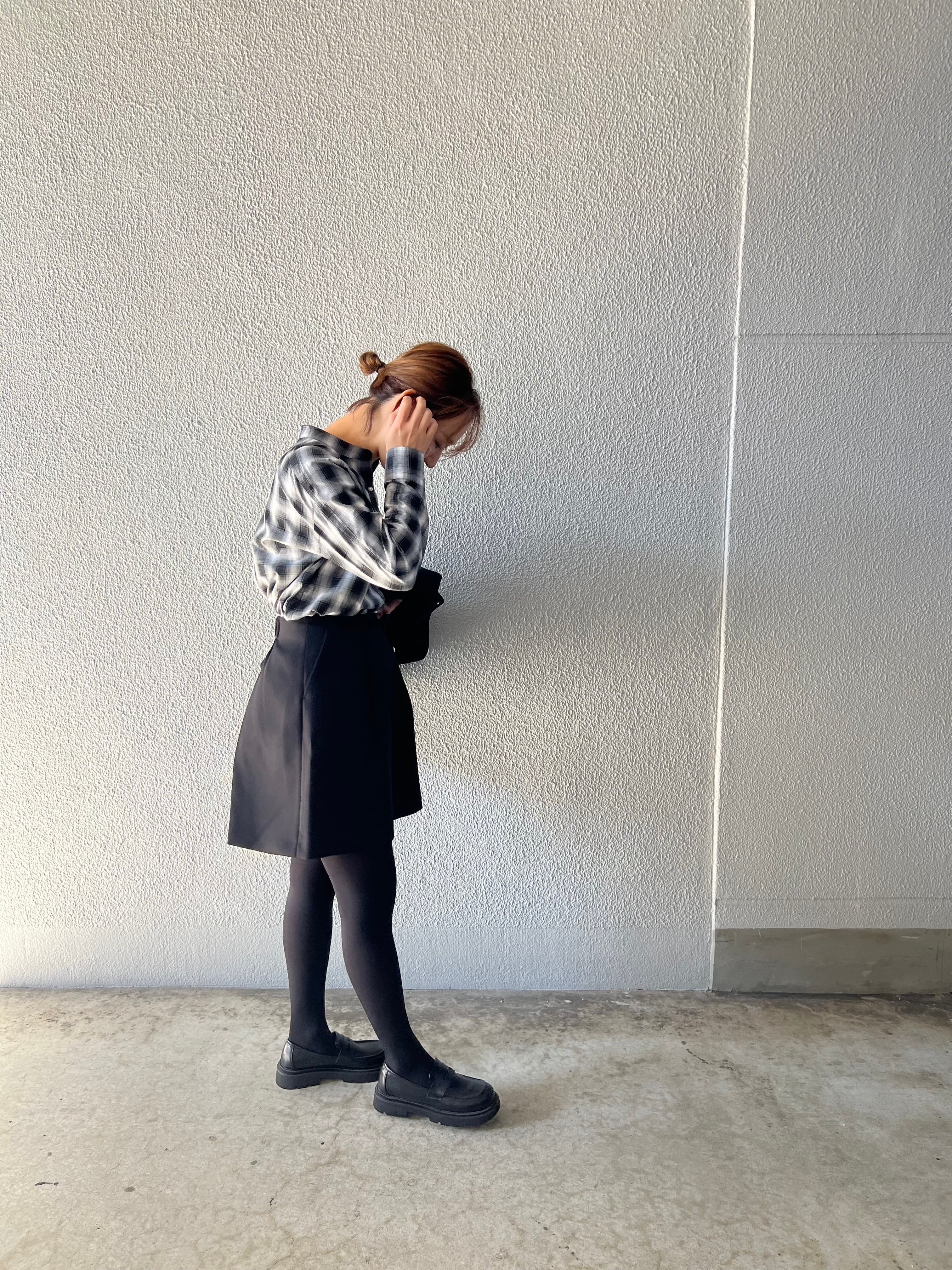 【anana】ハイウエストタックショートパンツ a99-032