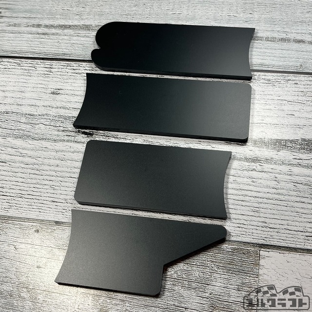 ボンネットガーニッシュ専用ノビタエンブレムベース延長プレート