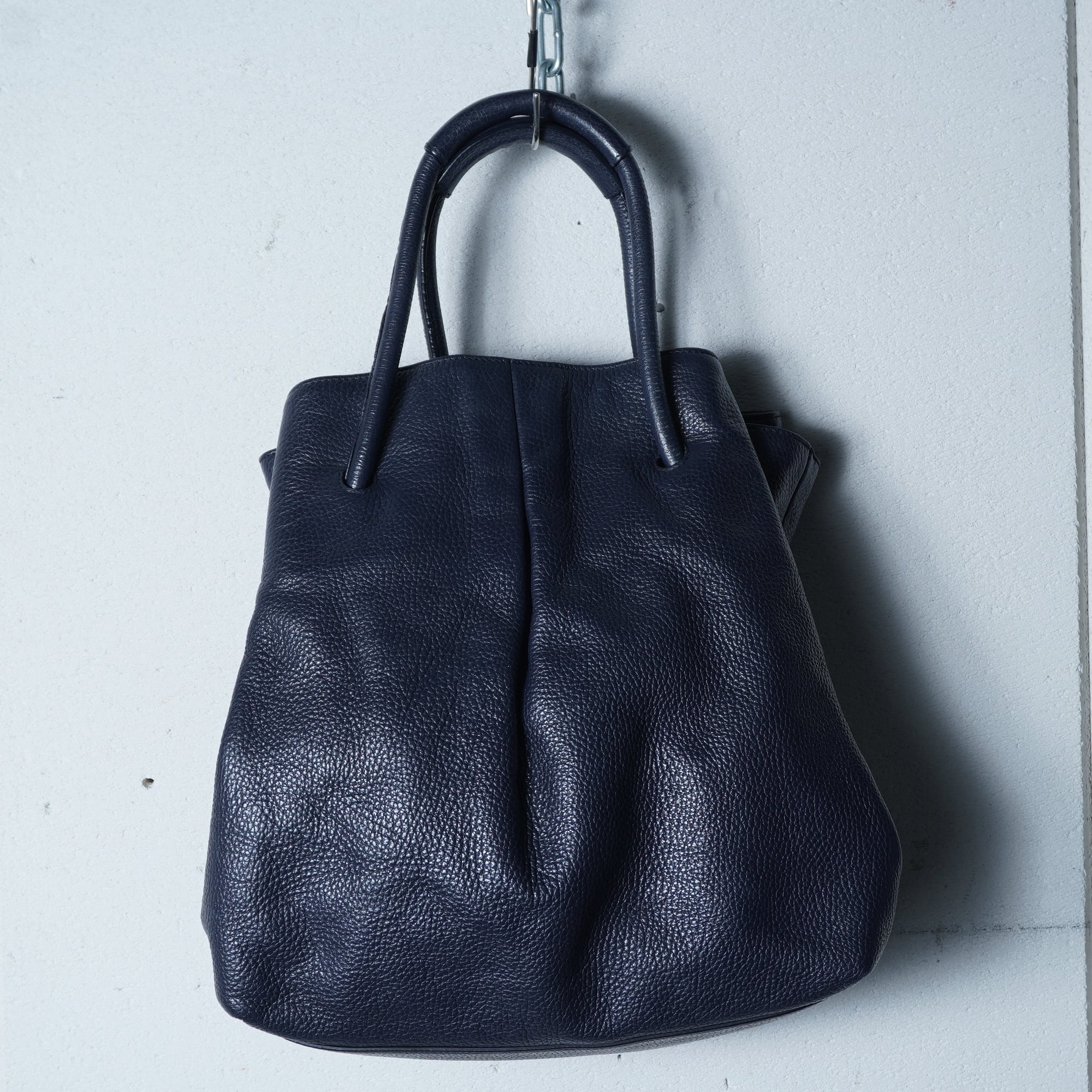 【hhh】JIL SANDER ジルサンダー ボーダートートバッグ JIL SANDER】ジルサンダーロゴ入シボレザートートバッグ navy black
