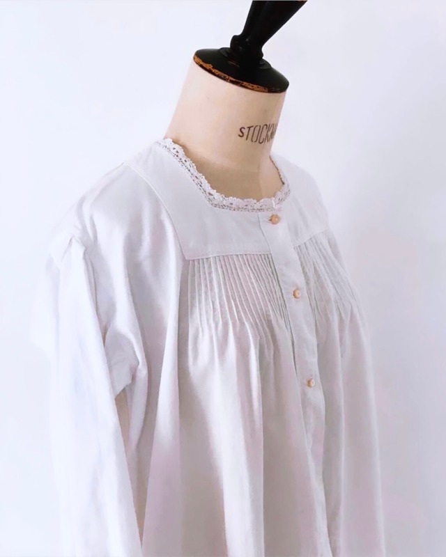 France Antique Square neck Nightdress