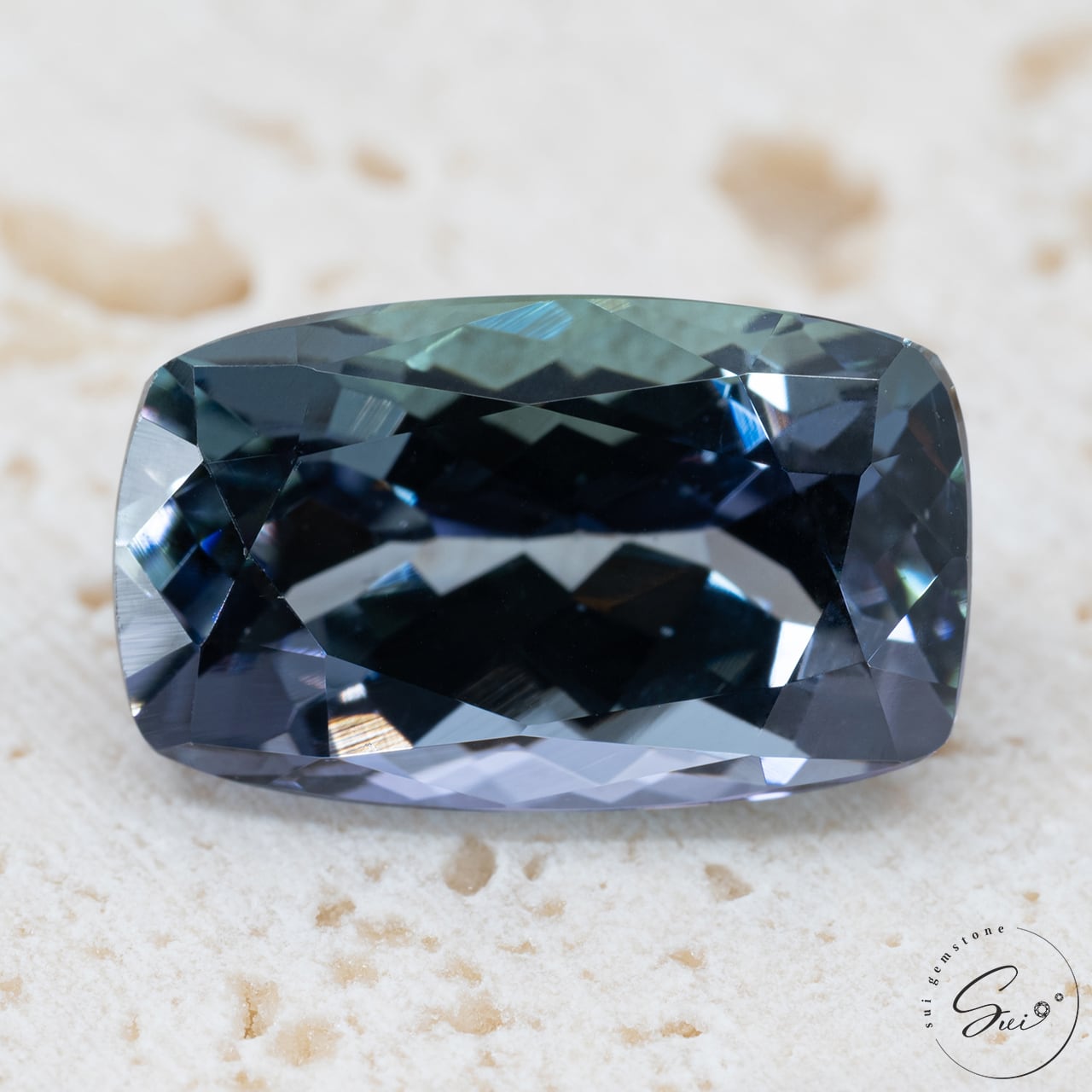 天然【非加熱】ゾイサイト・ブルーパープル・多色性 2.889ct 日独鑑別