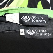 フラメンコ 衣装 SONIA JOHNES ソニアジョーンズ ツーピース ブラック系 トップス ファルダ スカート 上下セット セットアップ 幾何学模様 緑 黒 白 青 可愛い ボランテ フリル 華やか ダンス衣装 イベント ホワイト系 ブルー系 グリーン系