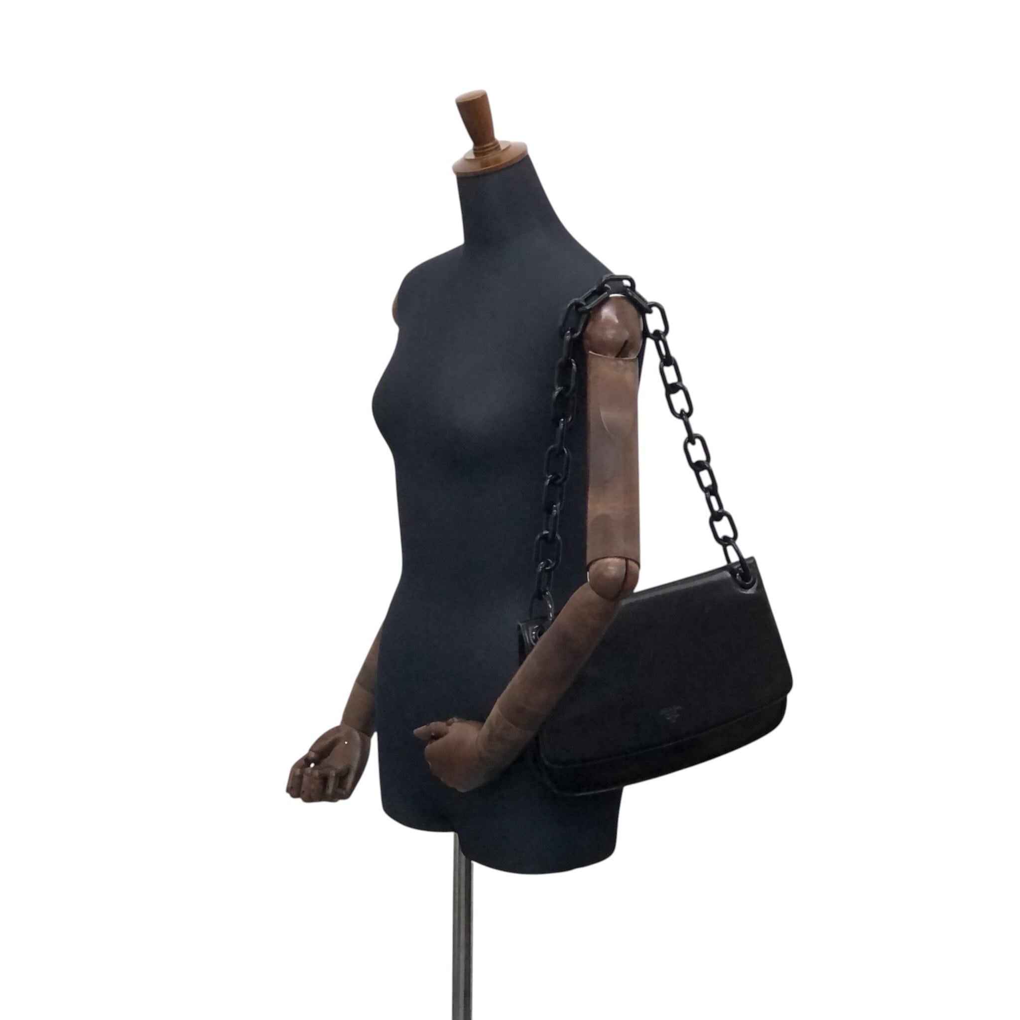 PRADA プラダ ショルダーバッグ ブラック プラチェーン レザー