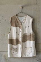 Loose-fitting floral embroidered vest