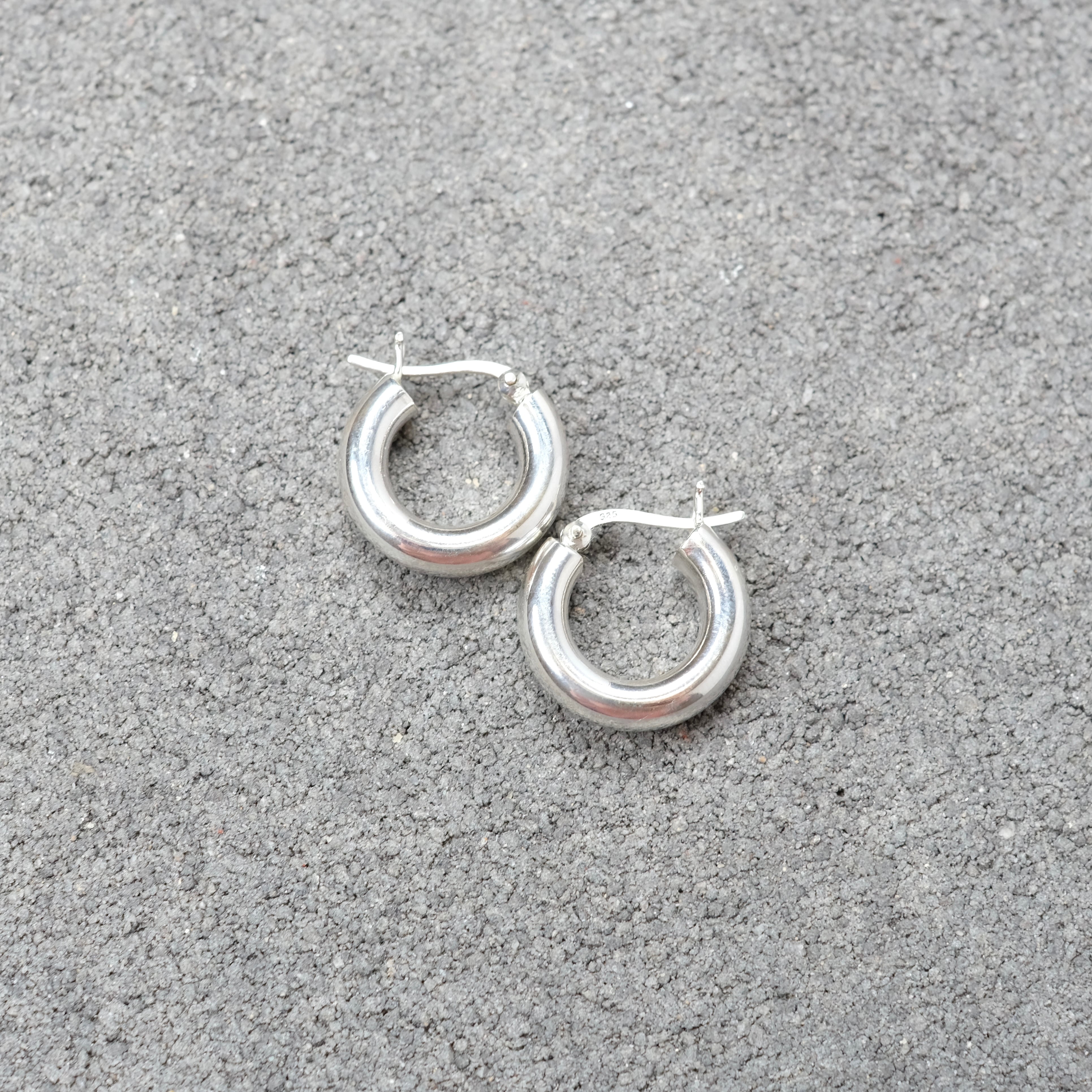 シルバー925 Silver シンプルフープピアス/太め/軽研磨仕上げ/両耳