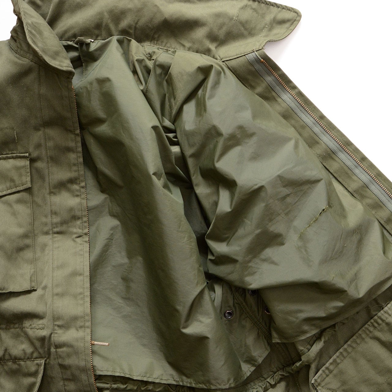 陸上自衛隊 作業外被 OD｜桜ジップ・フード収納型・1990s