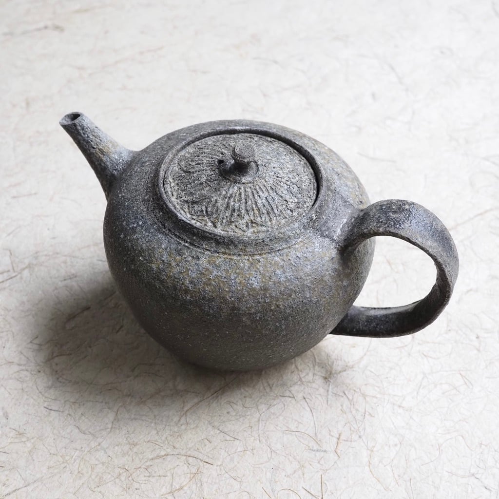 土本訓寛・久美子/焼締陰刻 後手 急須