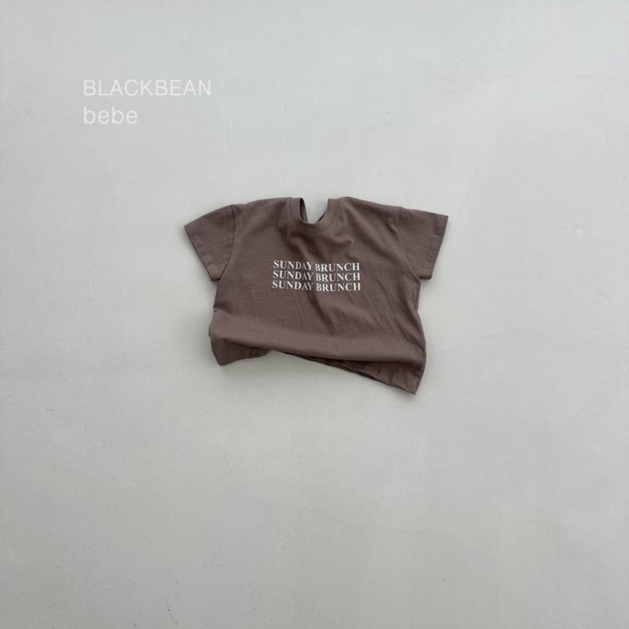 [BLACKBEAN] Brunch Bebe Tee / [블랙빈] 브런치베베티