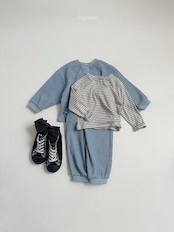 韓国子供服 / Digreen / 26Autumn / stripe latte tee / 長袖Tシャツ *S~XXL*